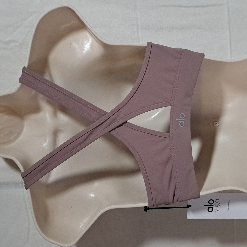 Alo Ripped Warrior Bra - Picture 2 of 5